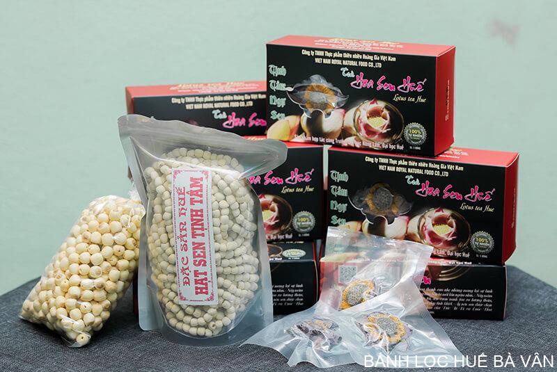 tra-hoa-sen-tinh-tam-hue-3 Trà Hoa Sen Huế